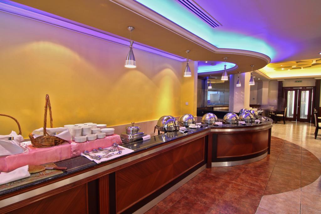 Majan Continental Hotel Masqat Buitenkant foto
