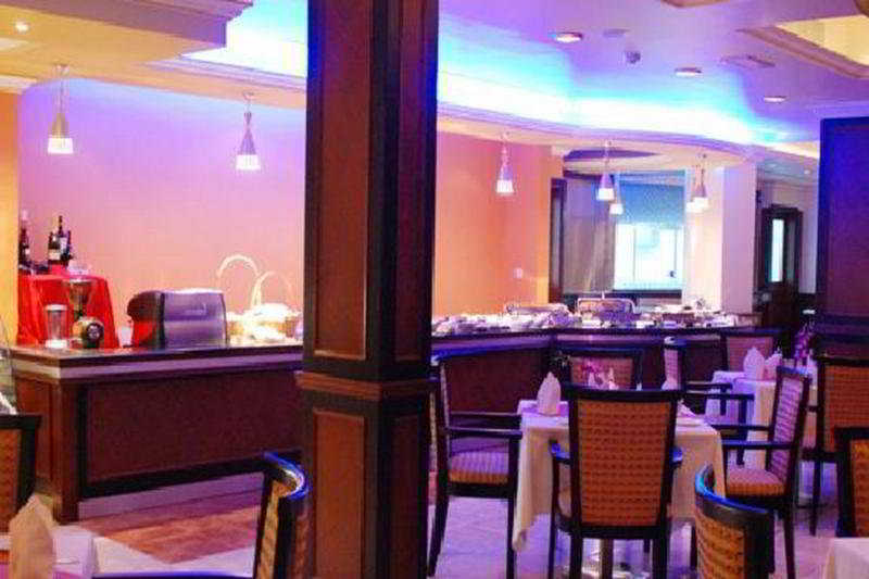Majan Continental Hotel Masqat Buitenkant foto